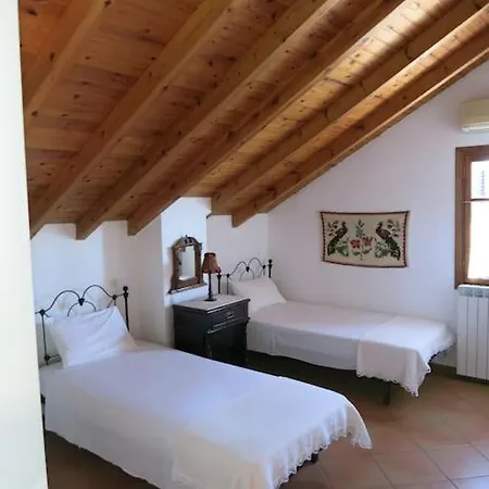 Vassili's Apartment, Kefalonia アパート フィスカルドン