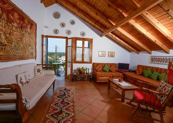 Vassili's Apartment, Kefalonia * Fiskardo